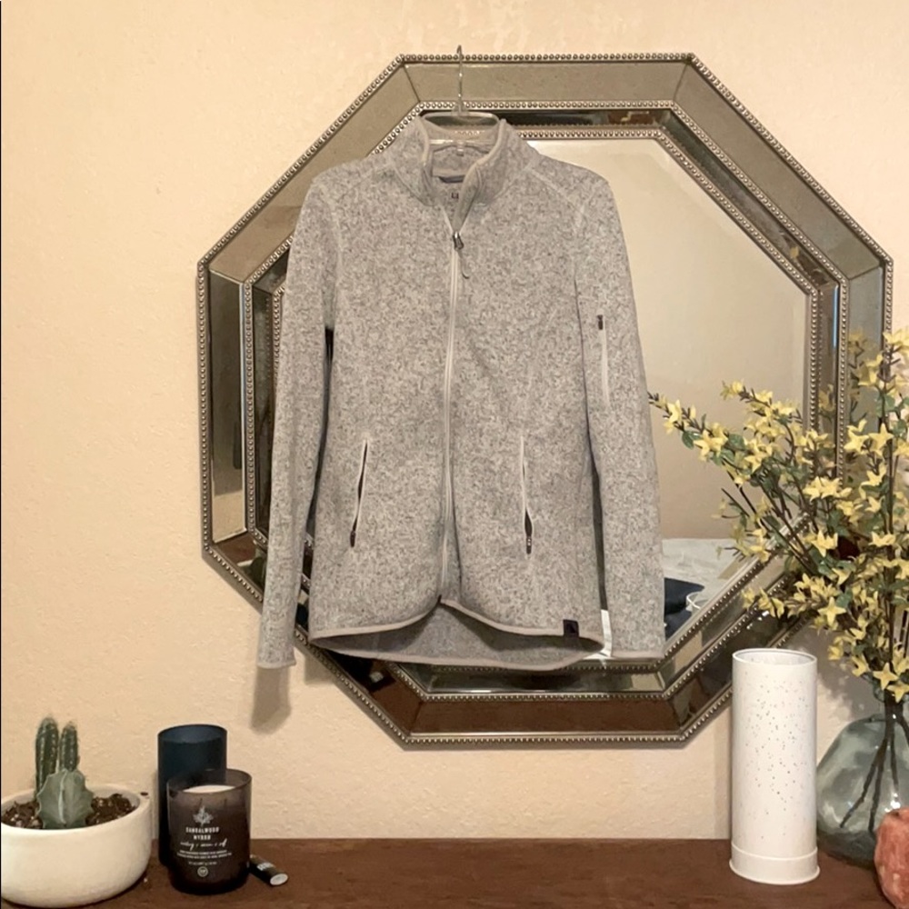 Xs llbean fleece zip up jacket.